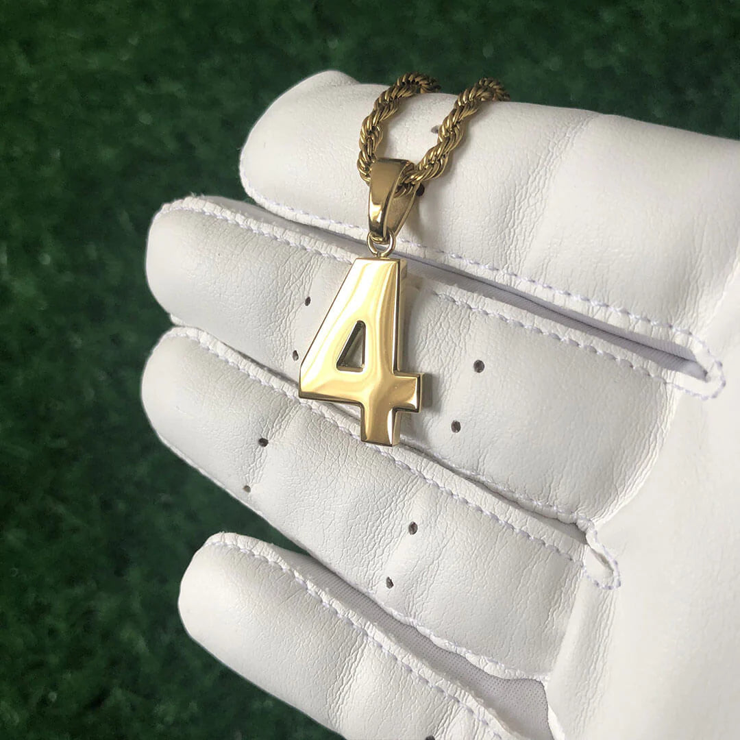 NUMBER PENDANT GOLD