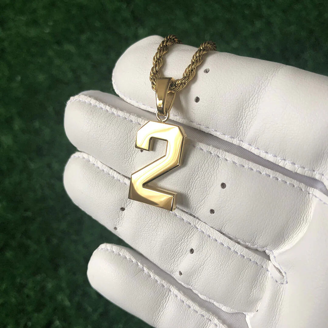 NUMBER PENDANT GOLD
