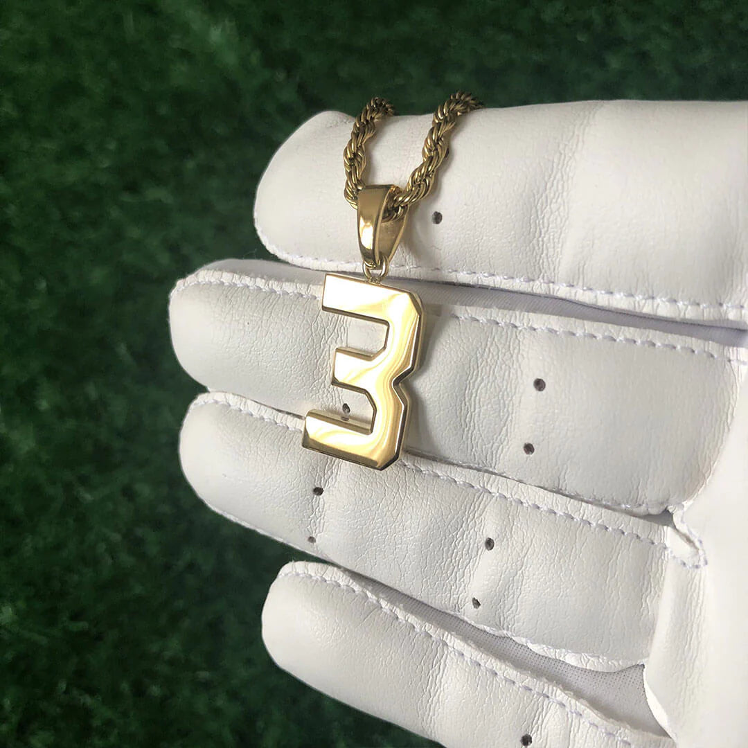 NUMBER PENDANT GOLD